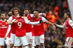 雷速体育官方-青岛群狼队势如破竹，成功横扫对手