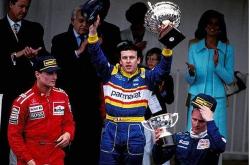 雷速体育比分直播-摩纳哥备战关键战役，冲击榜首位置的简单介绍