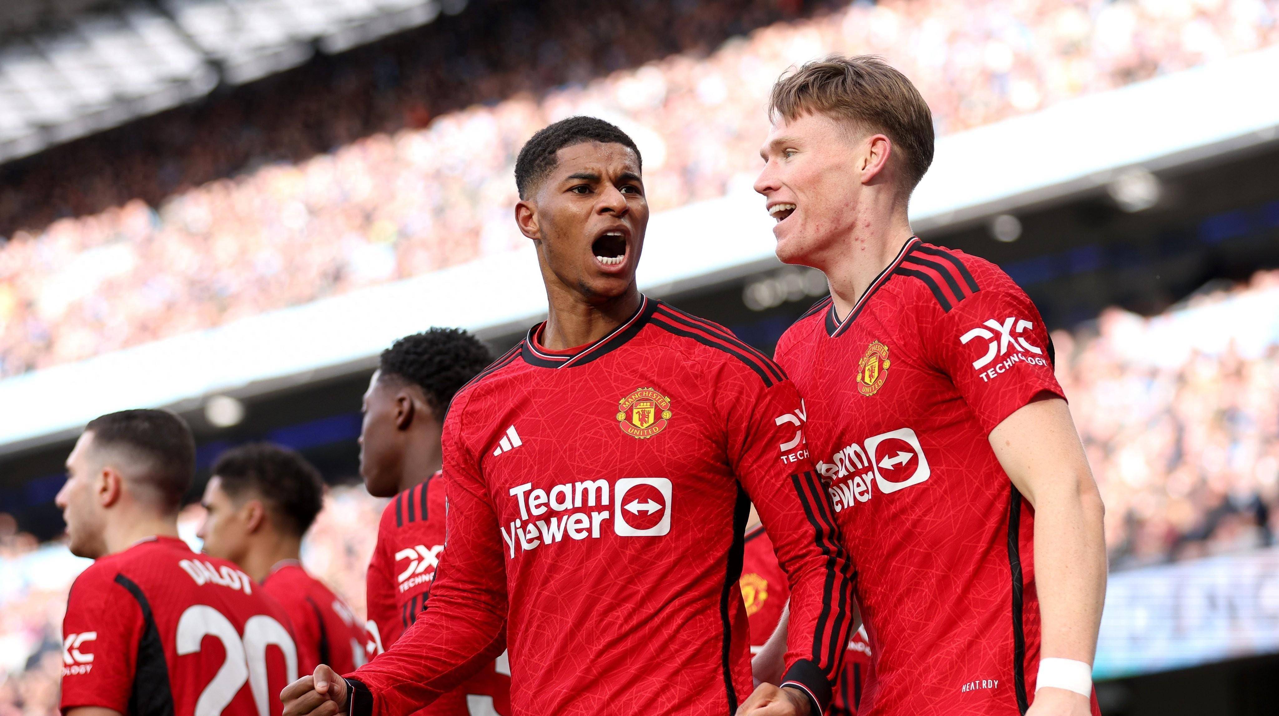 高光时刻,曼联客场完胜维拉的简单介绍 高光时刻,曼联客场完胜维拉的简单介绍